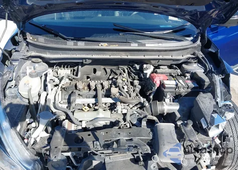 2020 Nissan Kicks Sr Xtronic Cvt z USA, uszkodzony, nr VIN 3N1CP5DV3LL560861